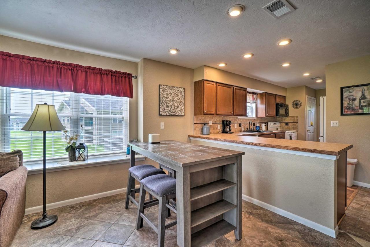 Branson Resort Condo With Scenic Patio And Pool Access المظهر الخارجي الصورة